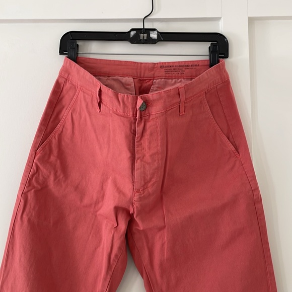 AG Jeans Men’s Chinos in light red size 31x32 - Picture 2 of 5